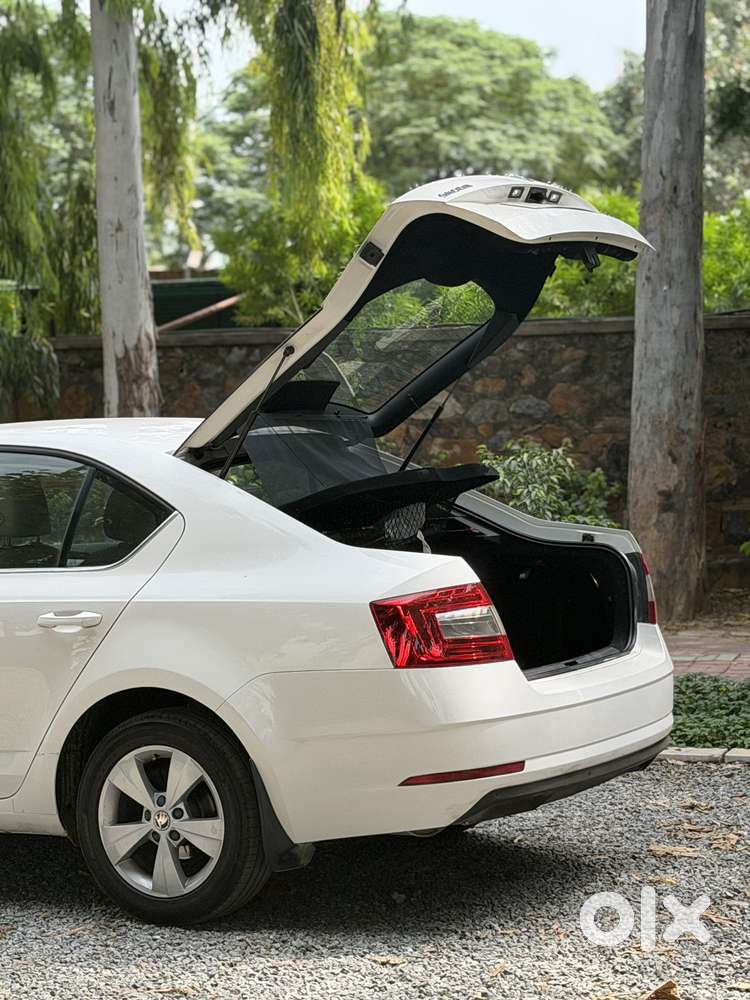 Skoda Octavia 2.0 Tdi Style Plus At, 2017, Diesel