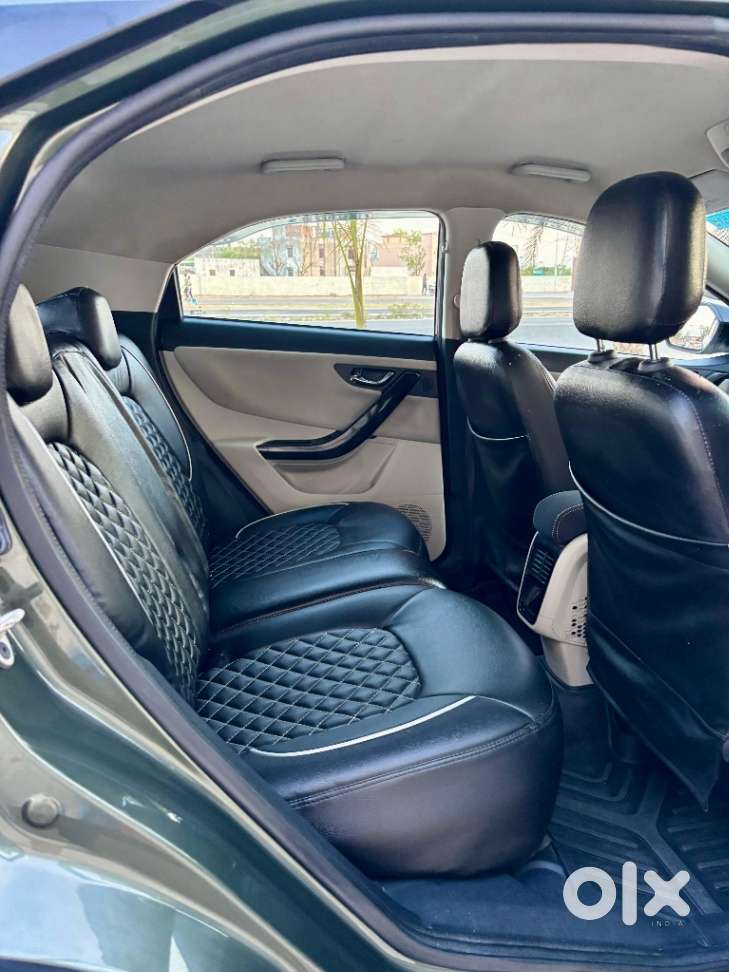 Tata Nexon 1.2 Revotron Xz Plus Dual Tone, 2022, Petrol