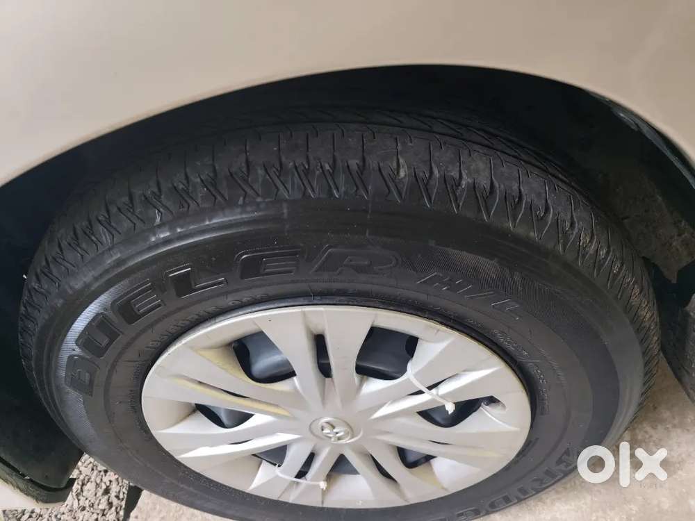 Toyota Innova 2012 Diesel 201000 Km Driven