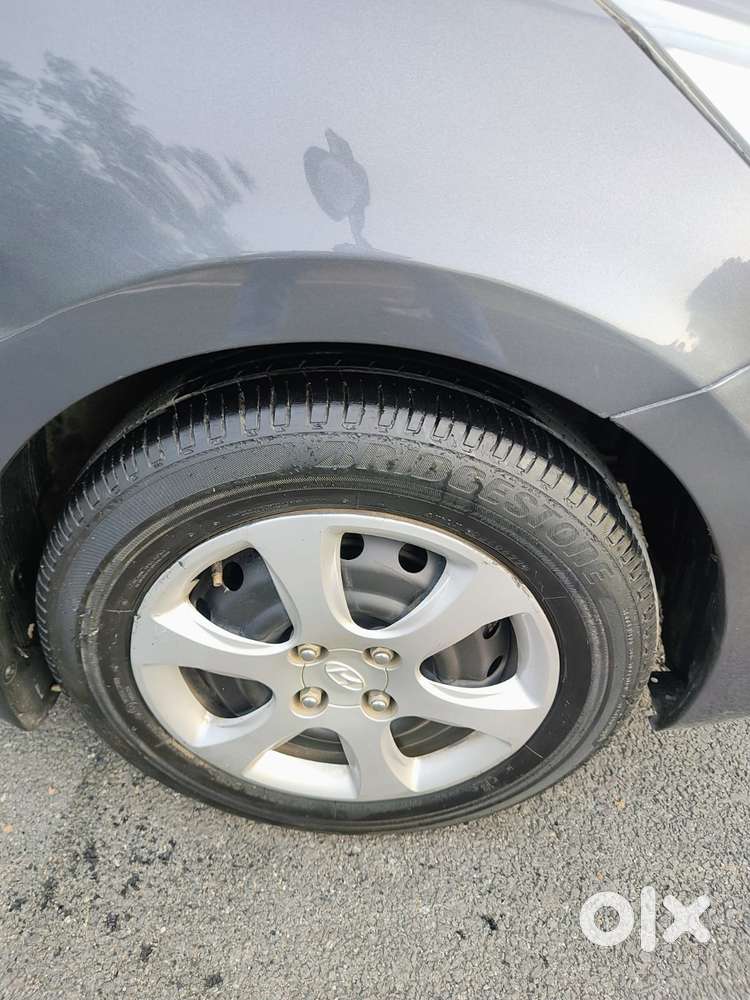 Hyundai Verna 1.4 Vtvt, 2013, Petrol