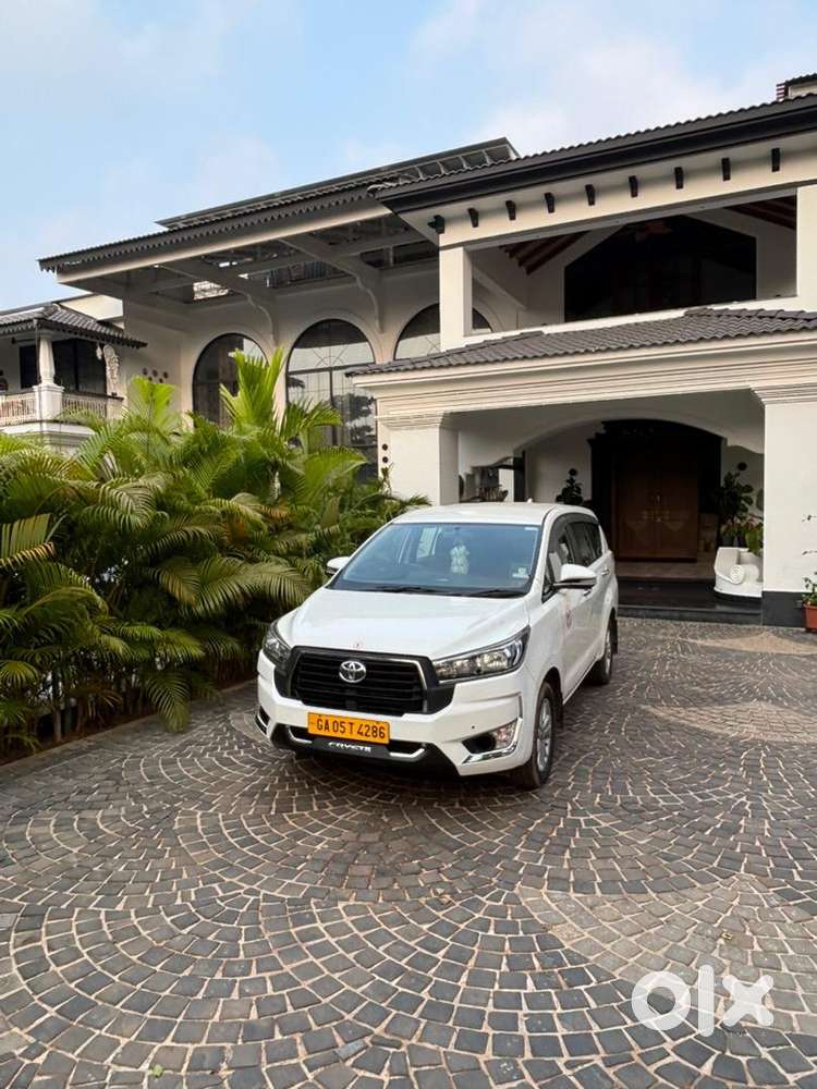 Toyota Innova Crysta 2017 Diesel Well Maintained