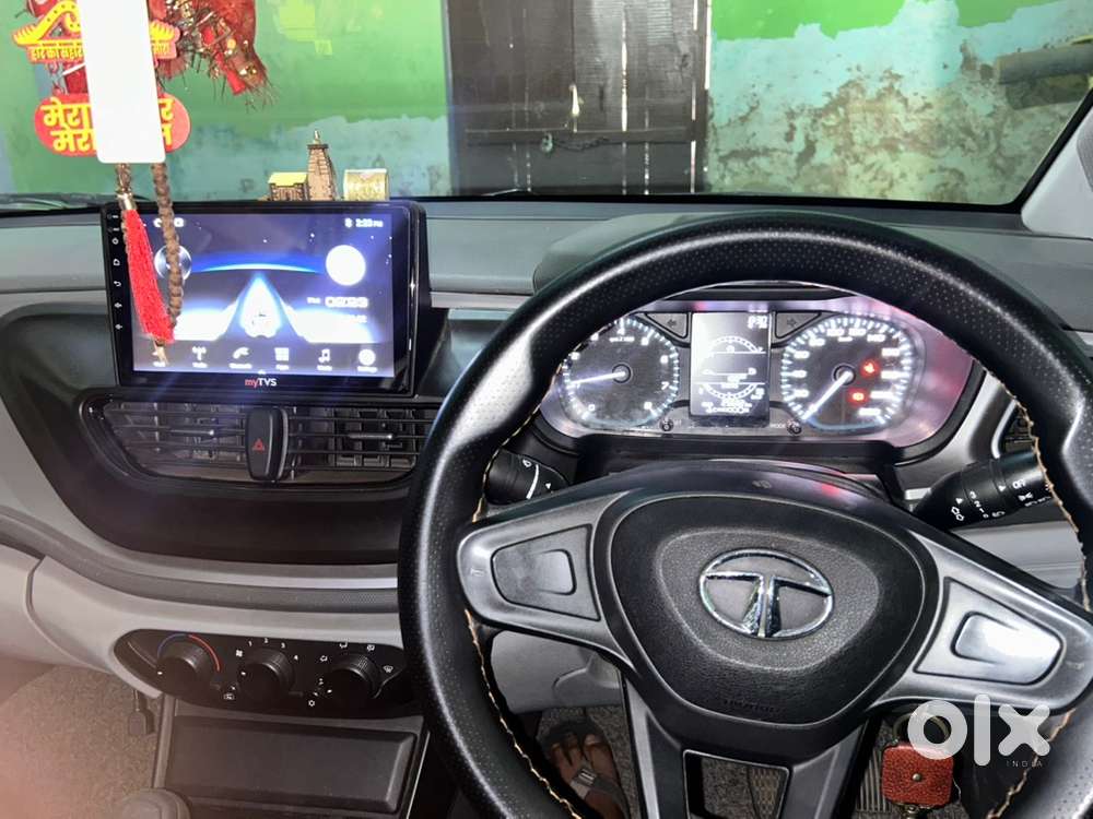 Tata Altroz 1.2 Petrol 2020