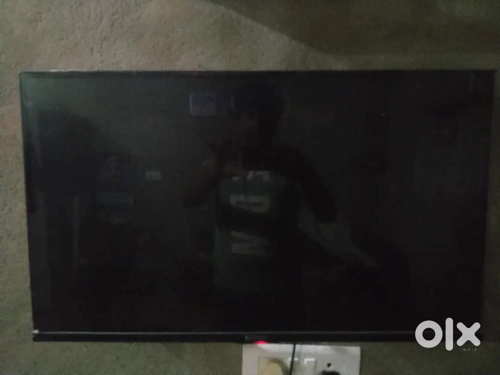 Sony smart TV 32inch good condition no any problem