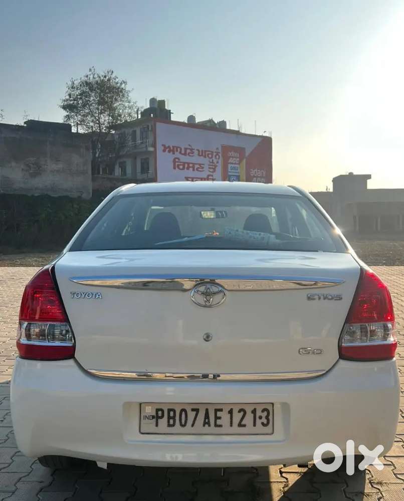 Toyota Etios 2011 Diesel Well Maintained