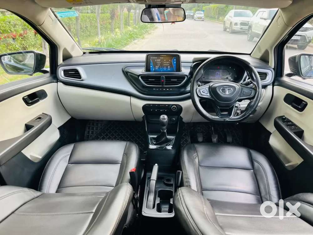 Tata Altroz Xm Plus (s), 2023, Petrol