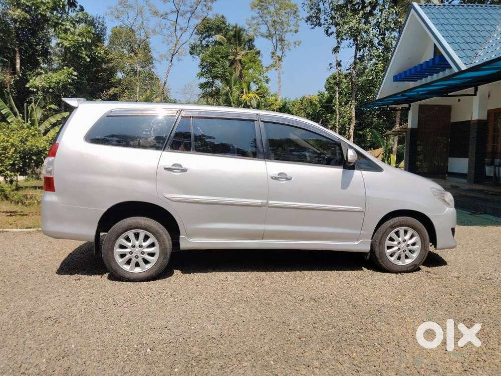 Toyota Innova 2.5 V 7 Str, 2012, Diesel