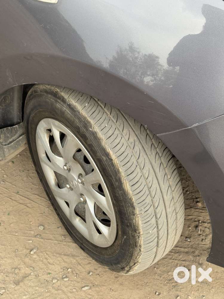 Hyundai Grand I10 1.2 Crdi Sportz Dual Tone, 2017, Diesel