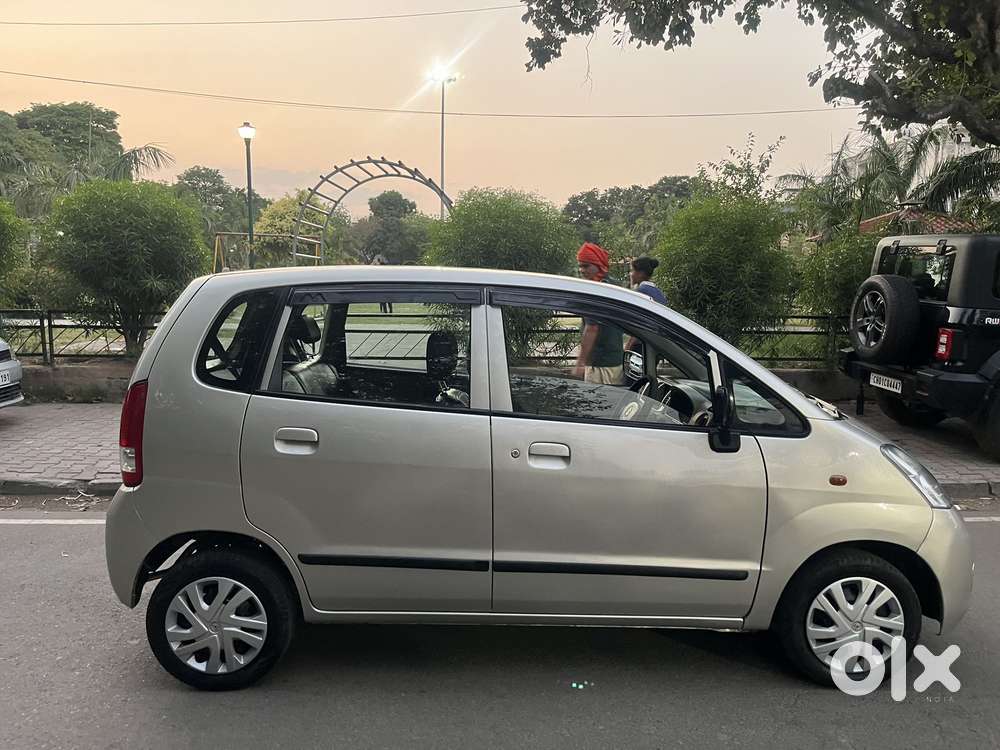 Maruti Suzuki Zen Estilo Lxi Bs Iv, 2009, Petrol