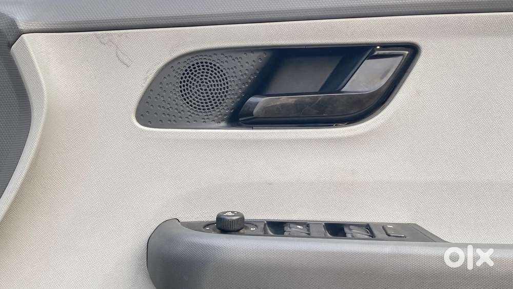 Tata Altroz 1.2 Xt, 2020, Petrol
