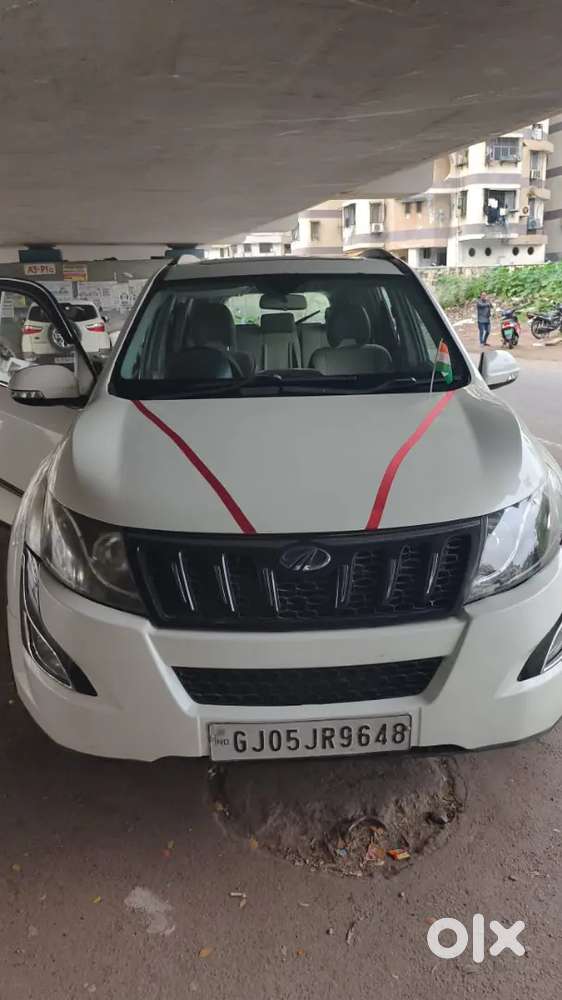 Mahindra Xuv500 2017 Diesel 76000 Km Driven