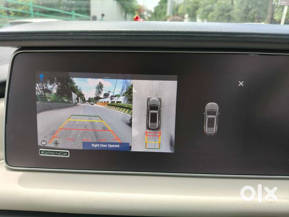 Mahindra Xuv700 2.2 Ax 7 Diesel At Luxury Pack Str, 2025, Diesel