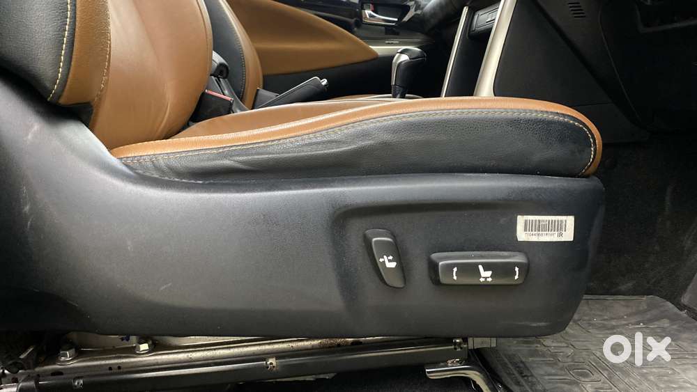 Toyota Innova Crysta 2.8 Zx At, 2016, Diesel