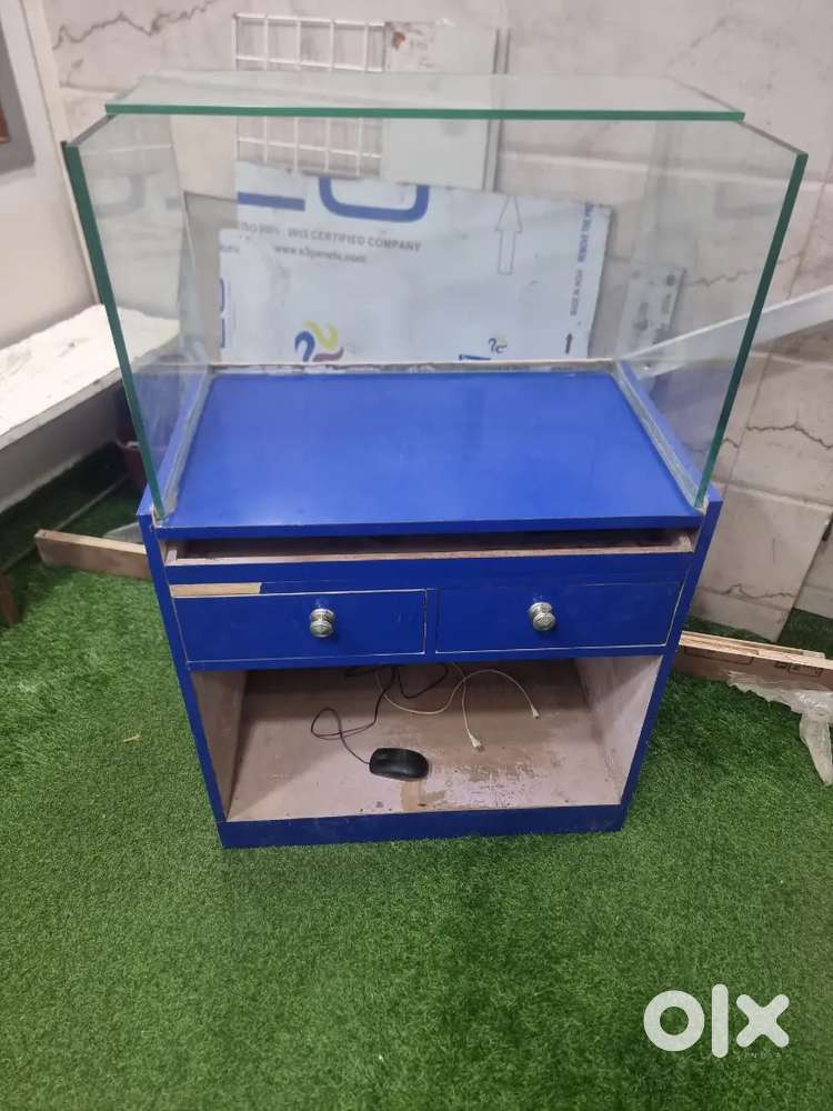 Counter blue