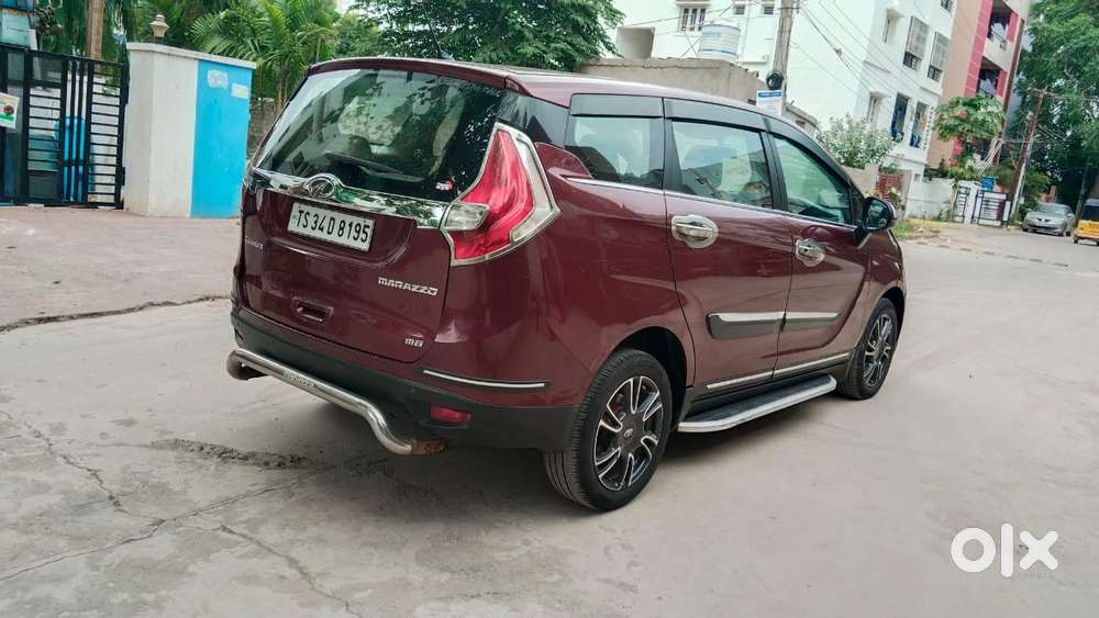 Mahindra Marazzo M8, 2018, Diesel