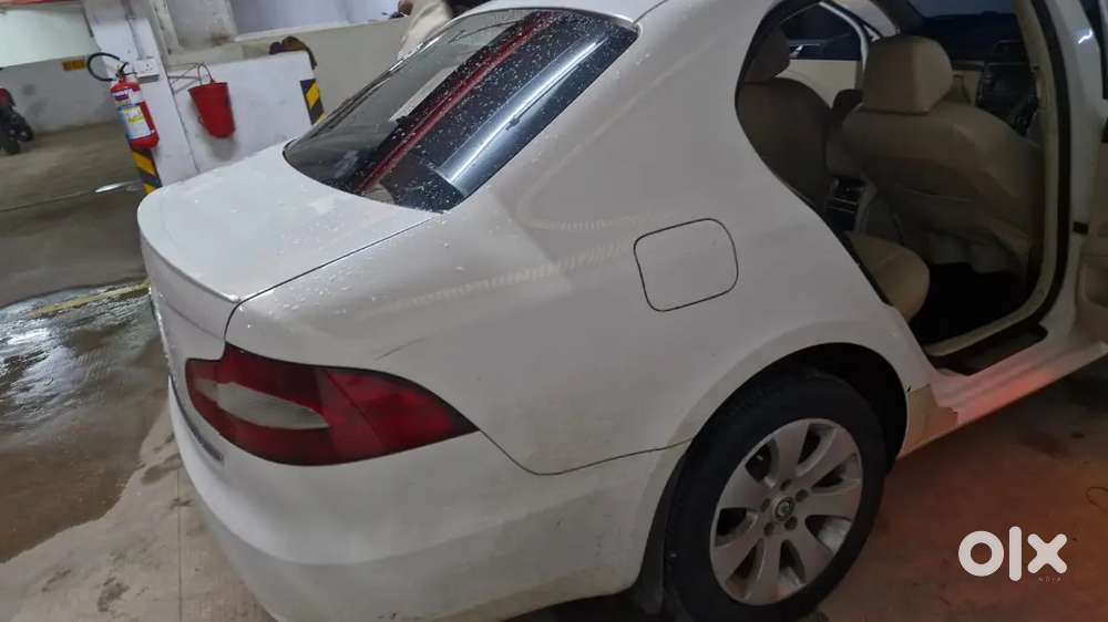 Skoda Superb 1.8 2013 With Manual Transmission