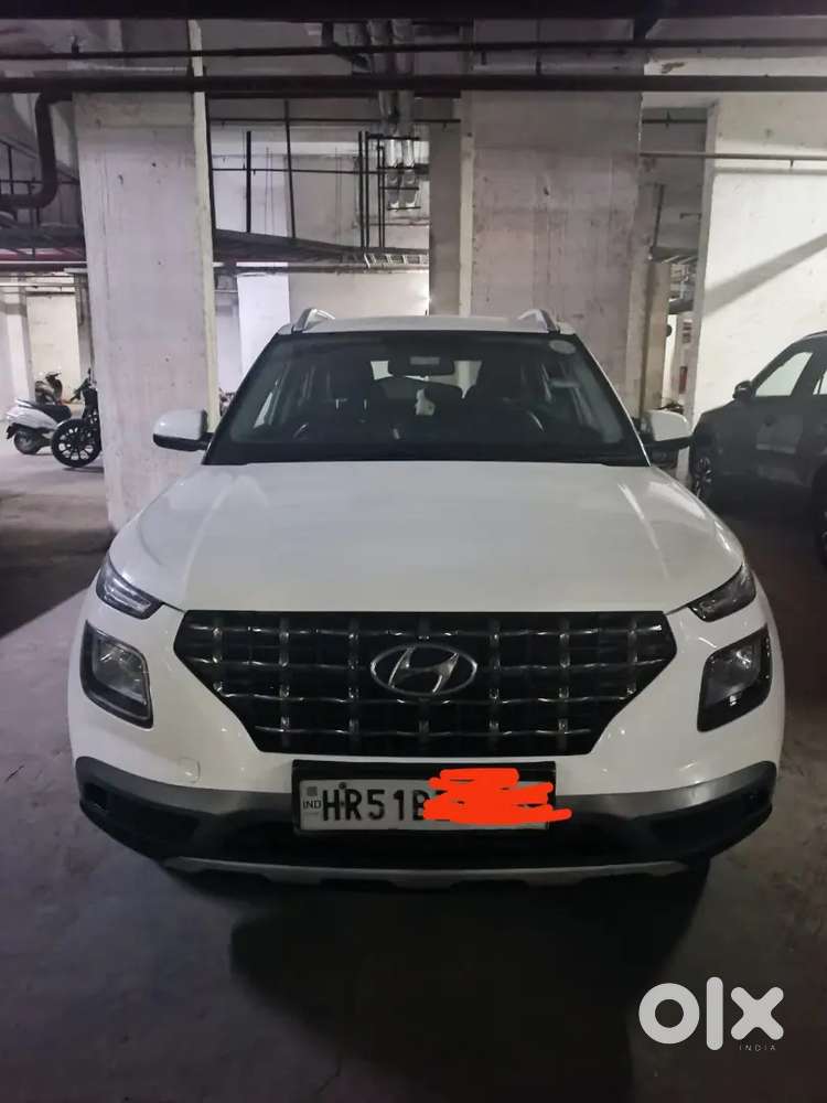 Hyundai Venue 2019 Cng & Hybrids 65500 Km Driven