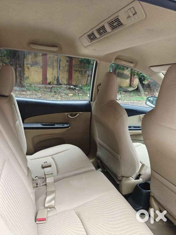Honda Mobilio V I-vtec, 2015, Petrol