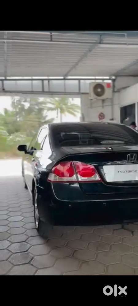 Honda Civic 1.8 V 2011
