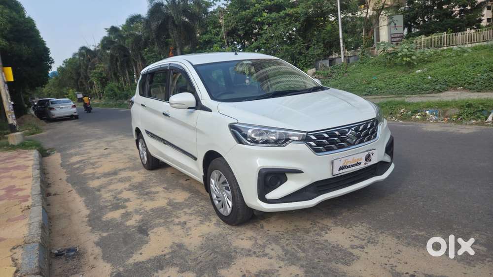 Maruti Suzuki Ertiga Vxi Shvs, 2024, Petrol