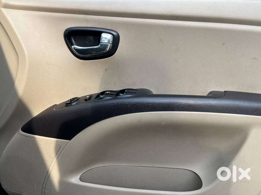 Hyundai I10 Sportz, 2013, Petrol