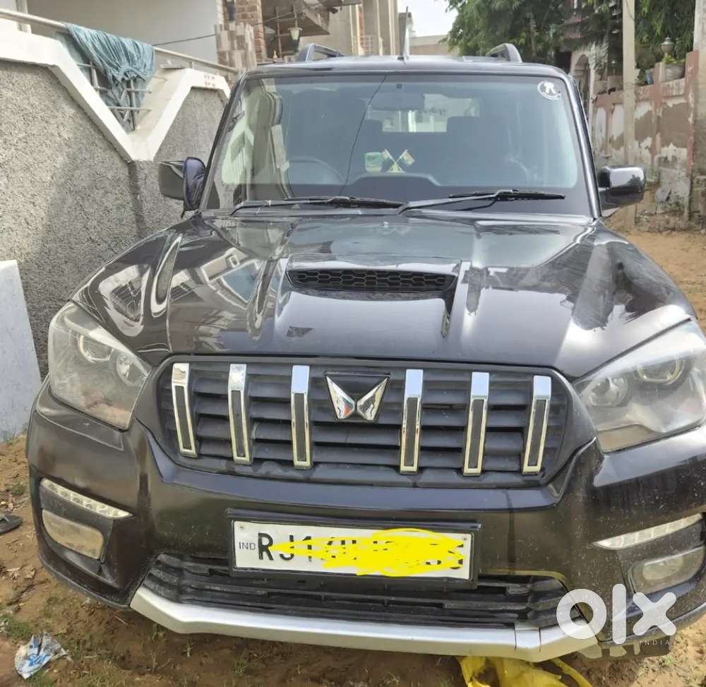 Mahindra Scorpio Classic 2023