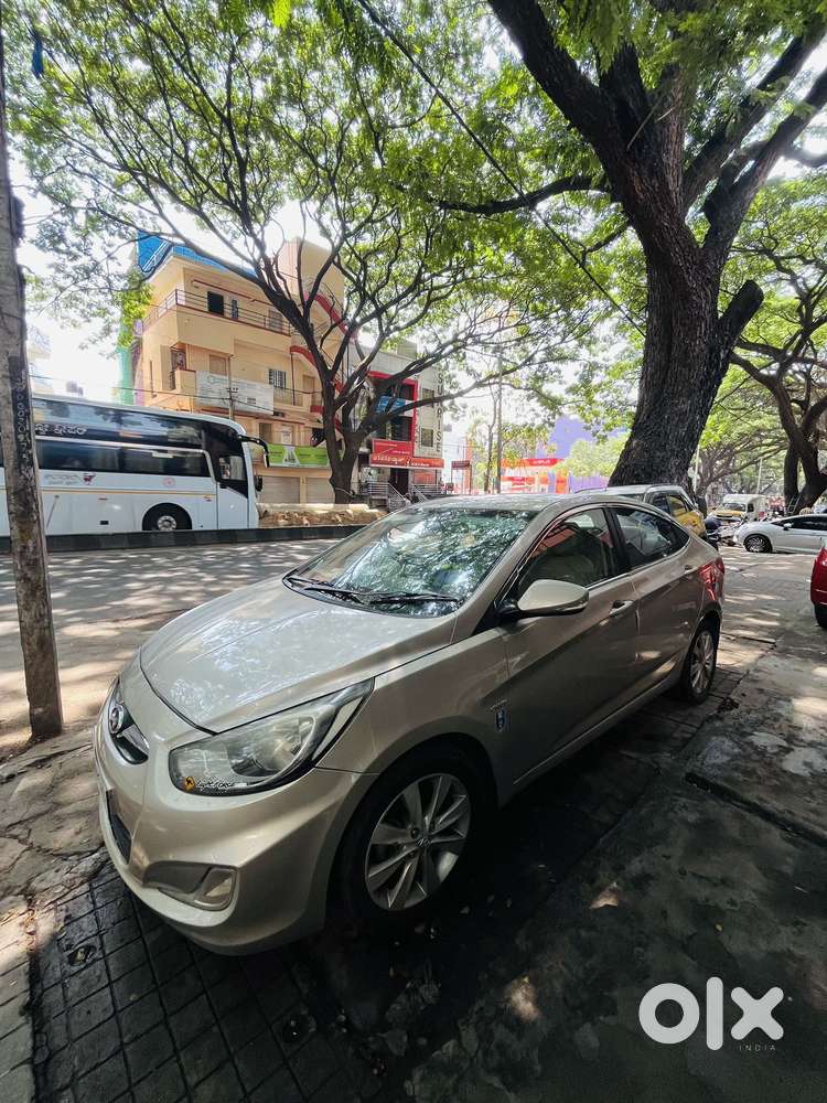 Hyundai Fluidic Verna 1.6 Crdi Sx, 2011, Petrol