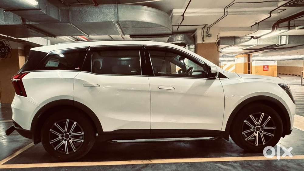 Mahindra Xuv700 Petrol 2023