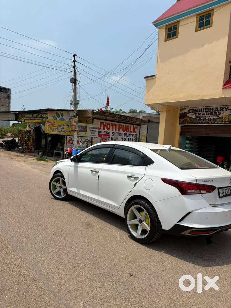 Hyundai Verna 1.5 Petrol 2022