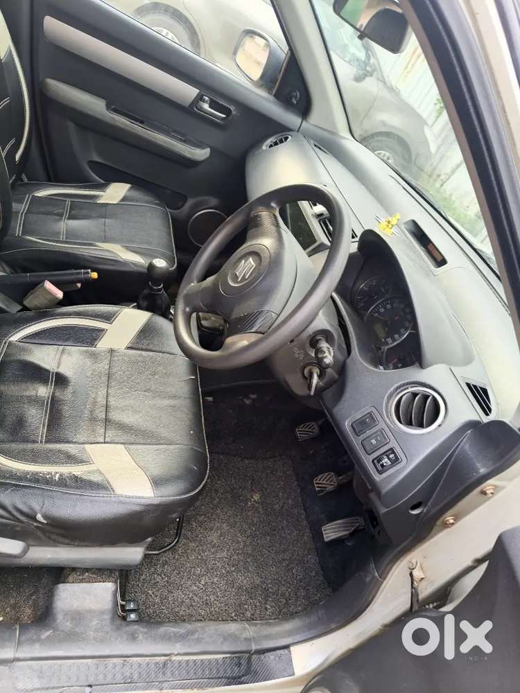 Maruti Suzuki Dzire 2011