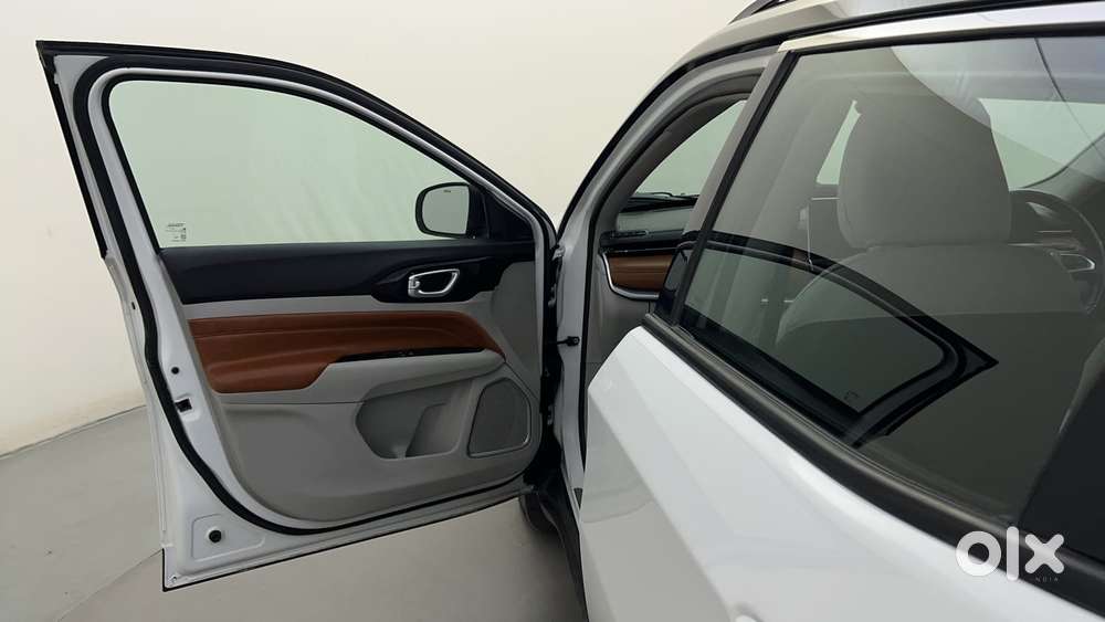 Jeep Compass 1.4 Limited (o) Petrol Dct, 2022, Petrol