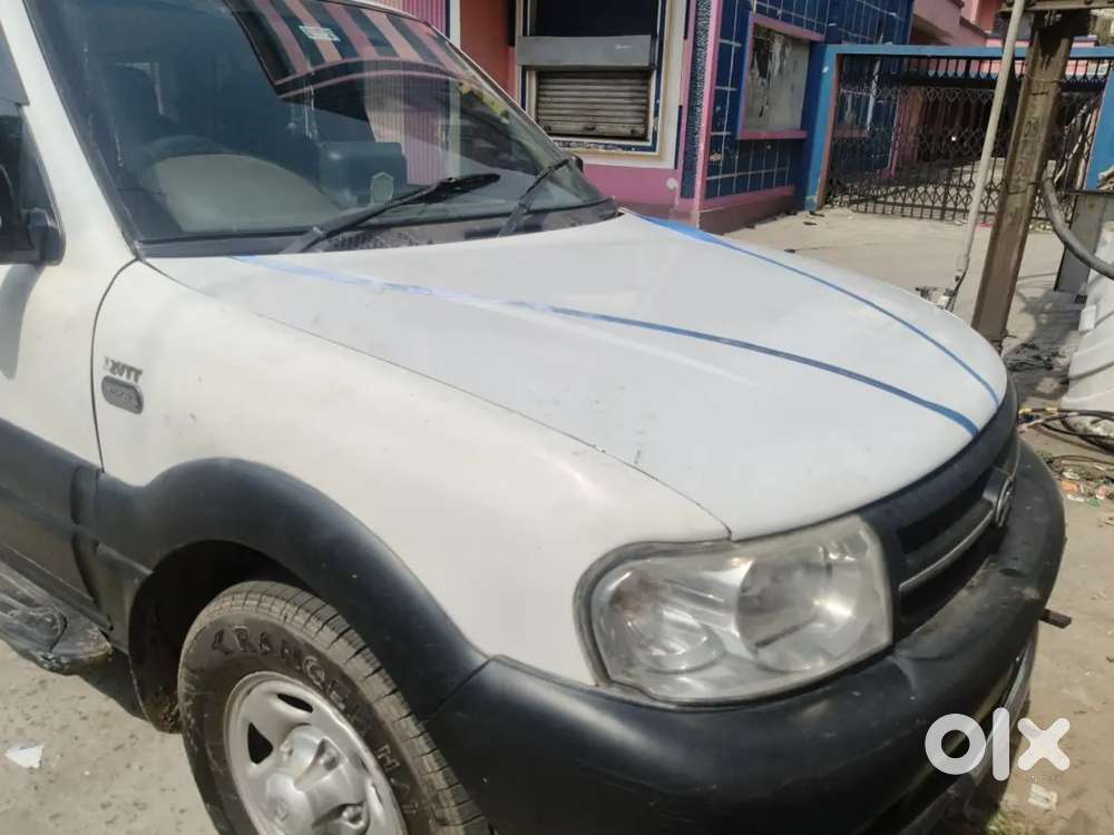 Tata Safari 2014