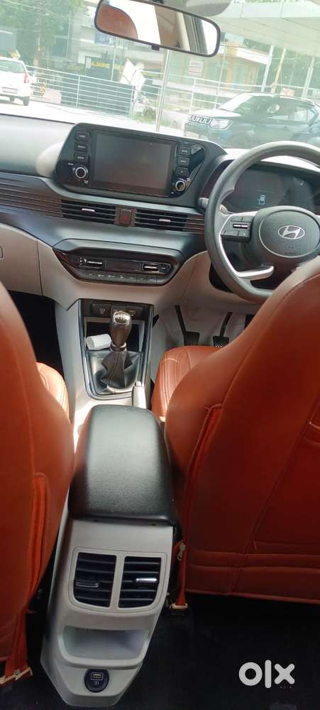Hyundai I20 Sportz 1.2 Mt, 2023, Petrol