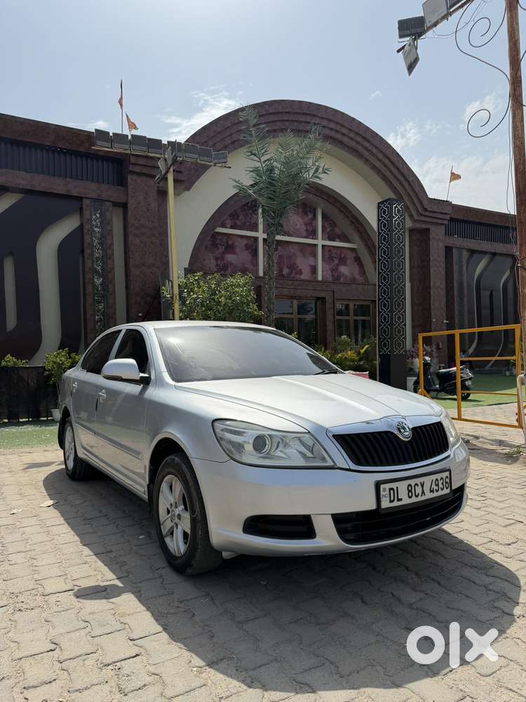 Skoda Laura 1.8 Tsi Ambition, 2012, Petrol