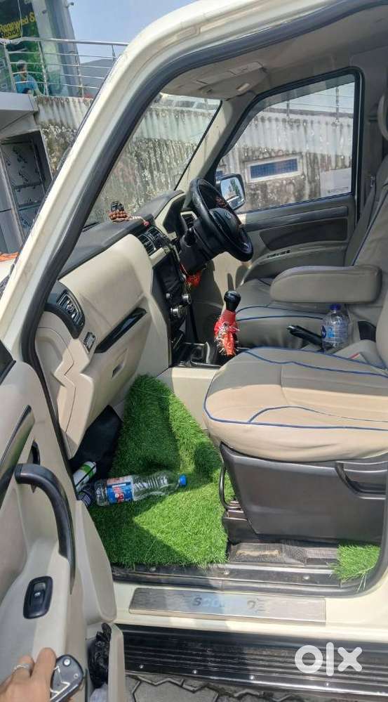 Mahindra Scorpio S9, 2019