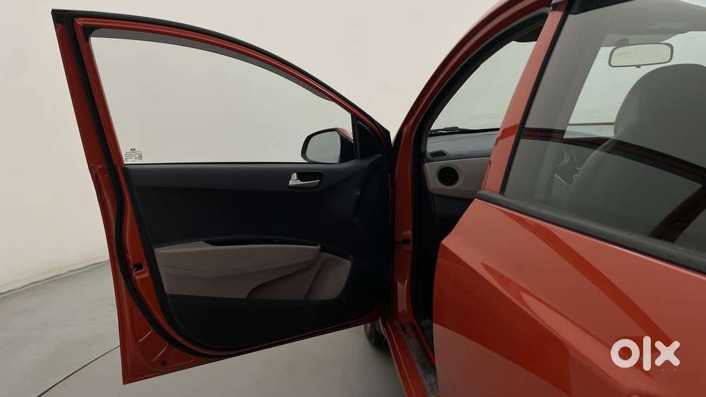 Hyundai Grand I10 [2017-2020] 1.2 Kappa Vtvt Sportz At, 2018, Petrol