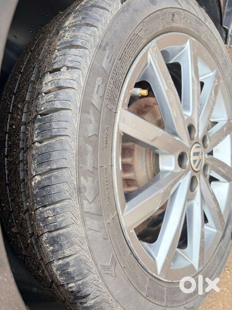 Volkswagen Polo Petrol 2019