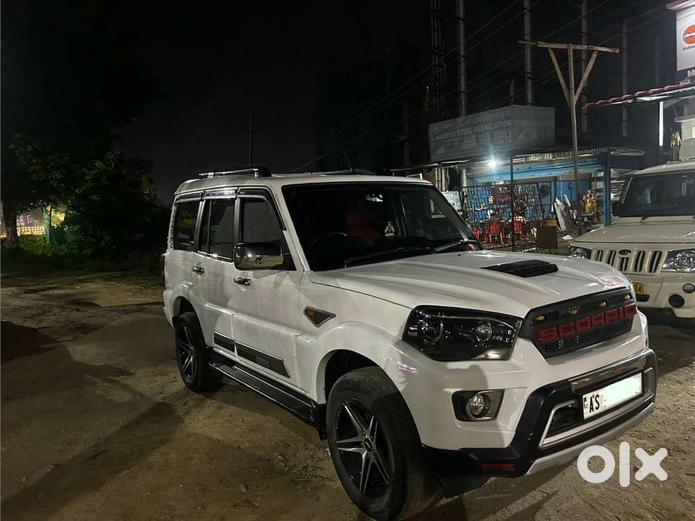 Mahindra Scorpio Classic Diesel 2015