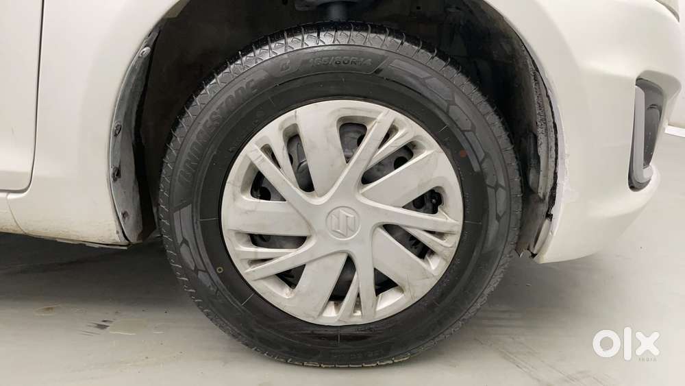 Maruti Suzuki Swift Vvt Vxi, 2016, Petrol