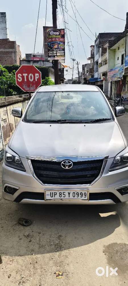 Toyota Innova 2010 Diesel 4th Owner
