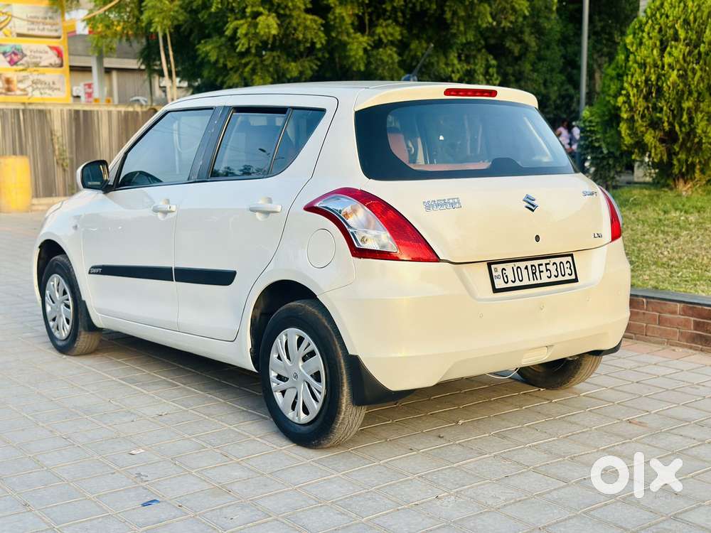 Maruti Suzuki Swift Lxi Option, 2014, Petrol