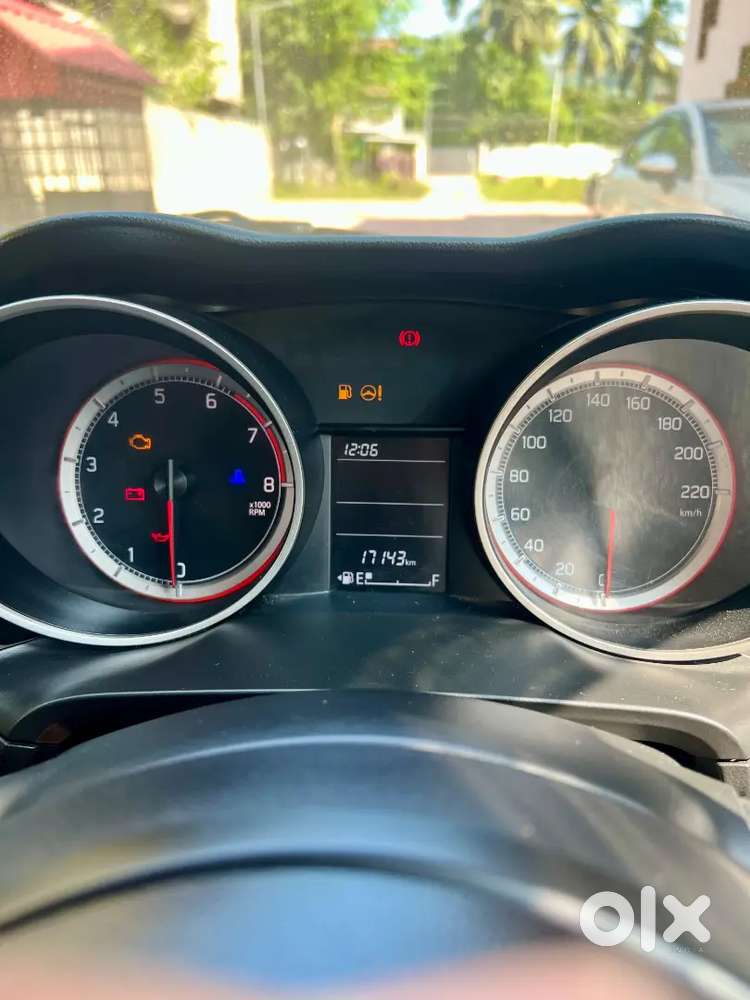 Maruti Suzuki Swift Vxi | Petrol | Well Maintained | 1st Owner