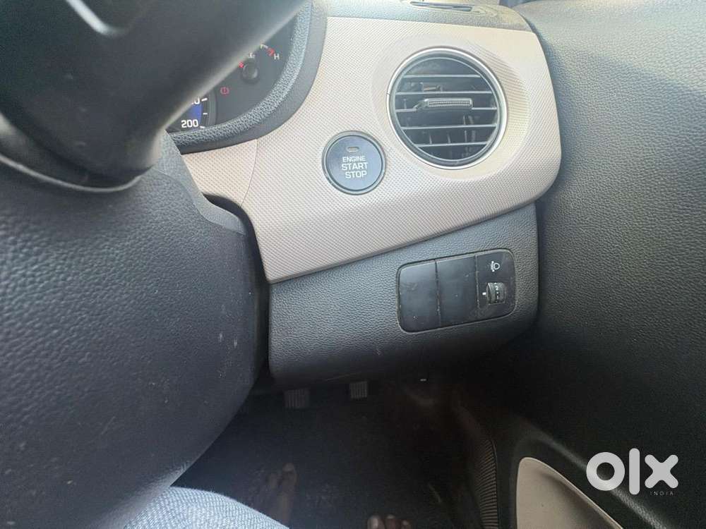Hyundai Xcent Diesel 2014 Top Model