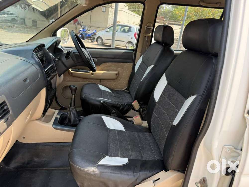 Chevrolet Tavera Lt 9 Seater, 2012, Diesel