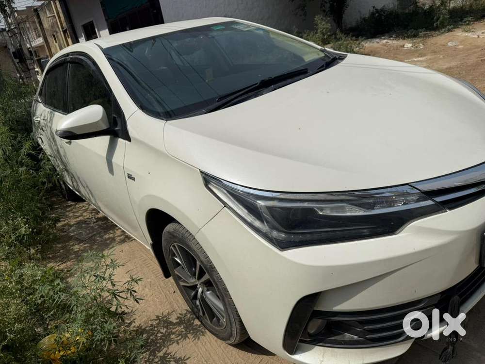 Toyota Corolla Altis 2018 Cng & Hybrids Well Maintained