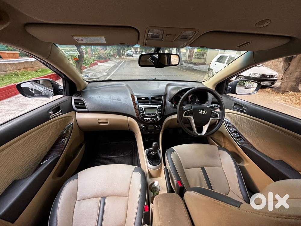 Hyundai Fluidic Verna 1.6 Vtvt Sx, 2011, Petrol