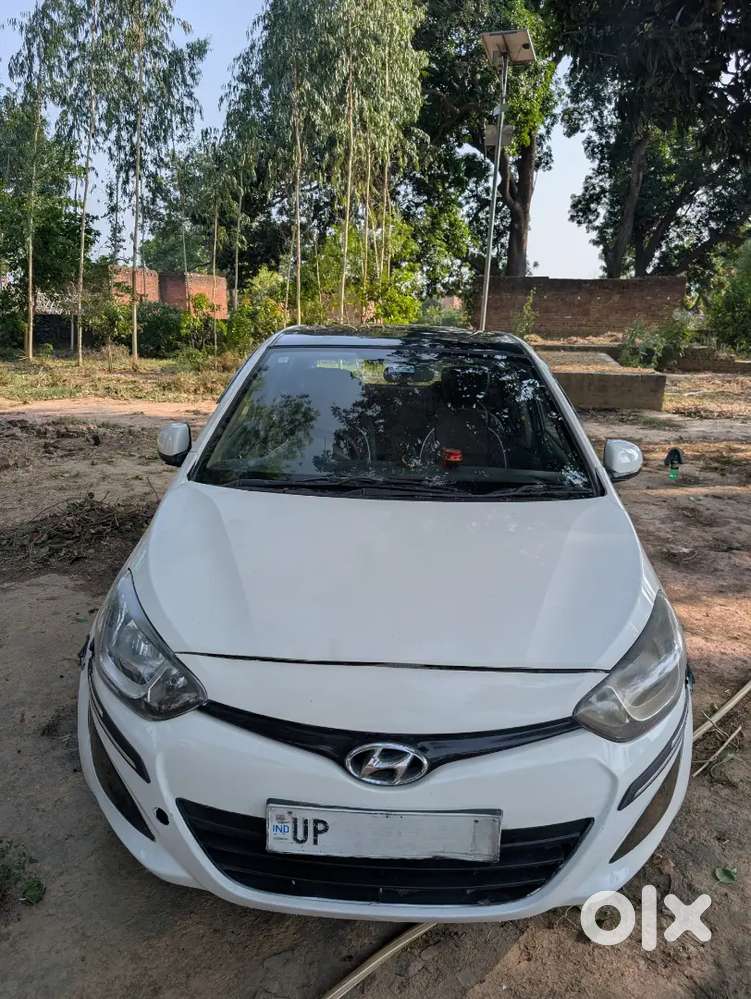 I20 Spotz (cng/petrol)