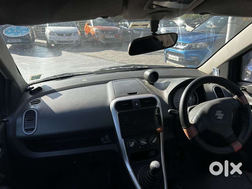 Maruti Suzuki Ritz Vxi, 2012, Petrol