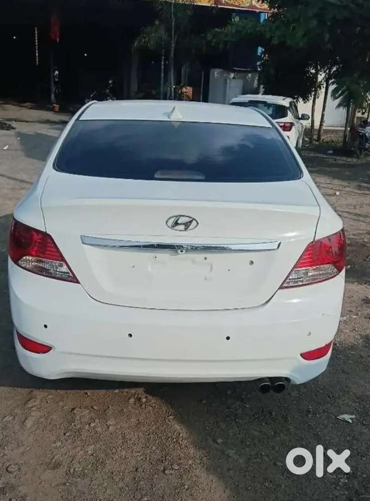 Vip Number 4007   Hyundai Verna 2012 Diesel Good Condition