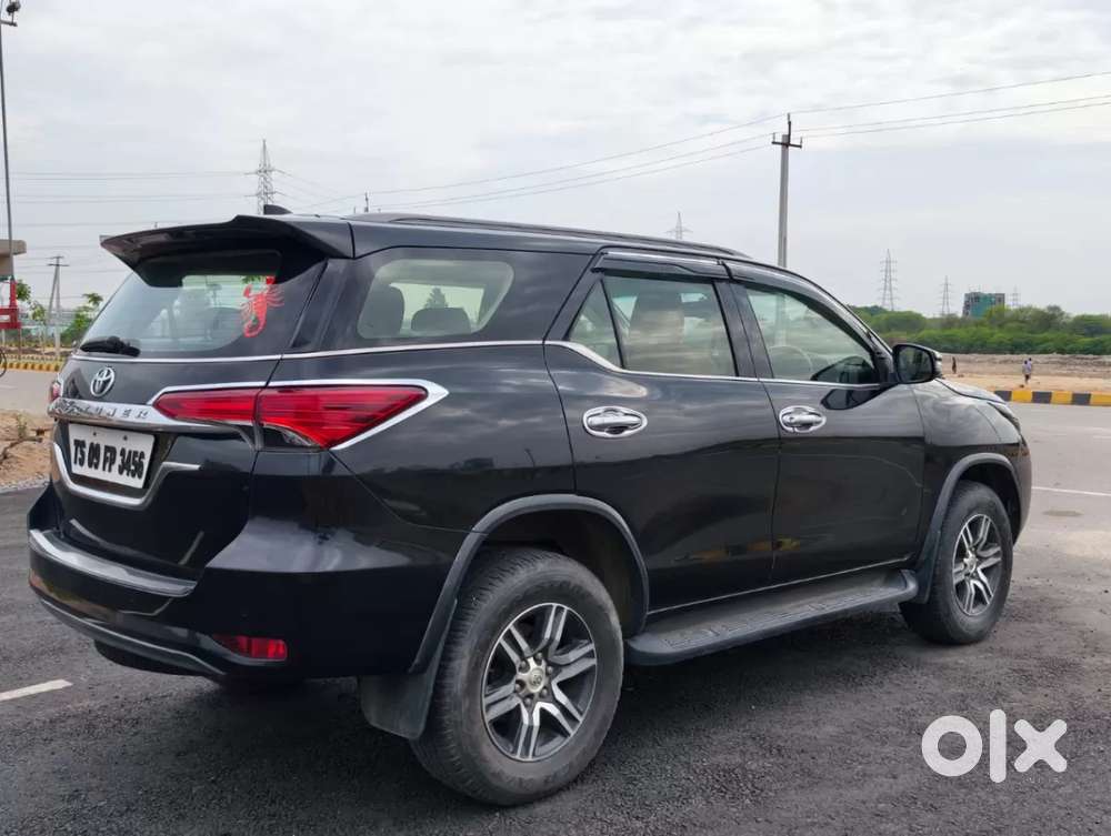 Toyota Fortuner 4x2 At, 2023, Diesel