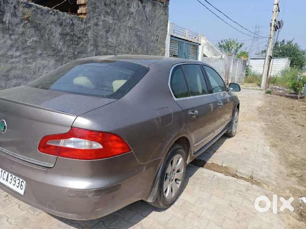Skoda Superb 2.0 Elegance 2014